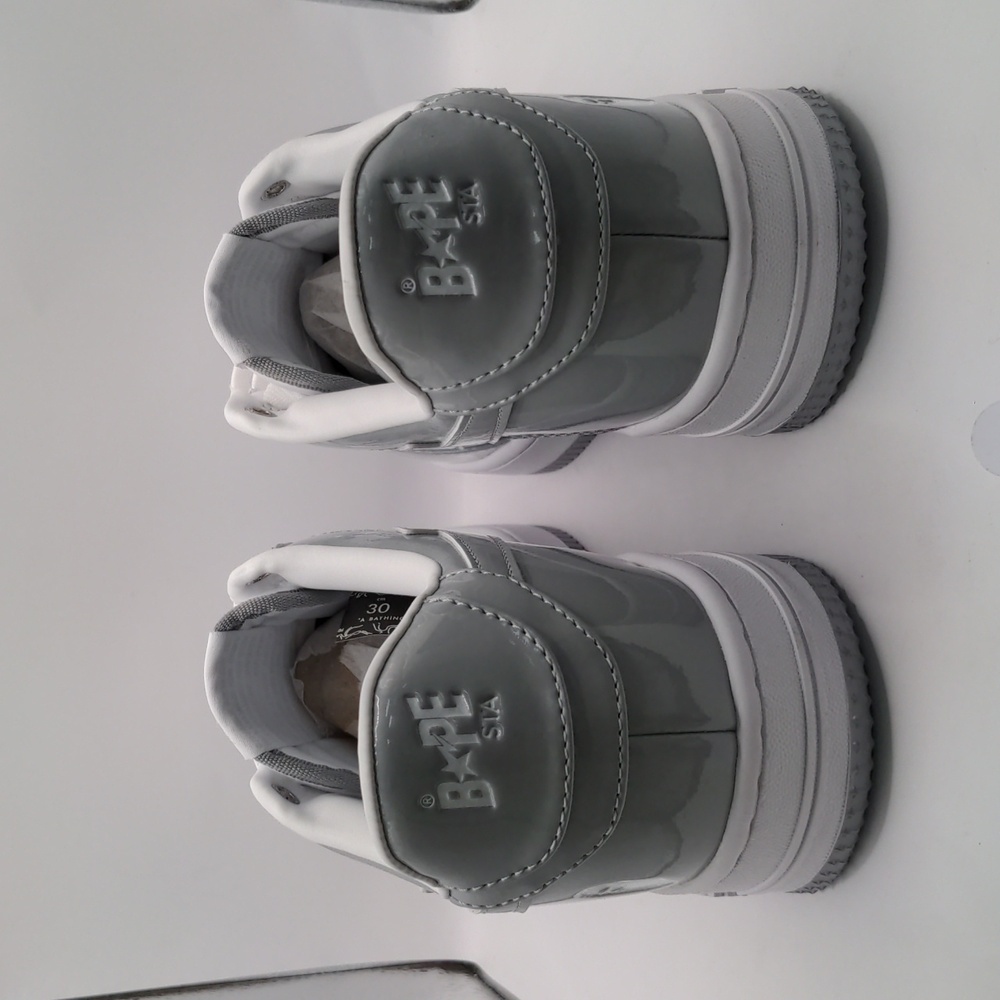 New A Bathing Ape Bapesta Men's Sneakers Light Grey Sz 12 - Picture 4 of 13